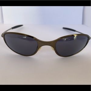 Vintage Oakley grey sunglasses - A frame thick